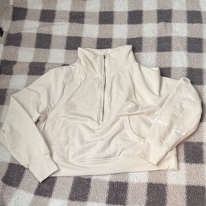 Danskin Cream Pullover Sweatshirt